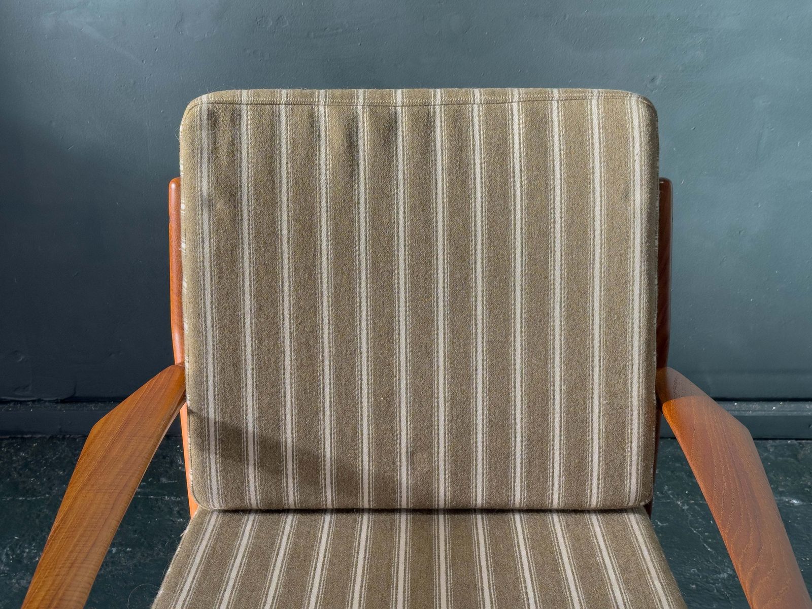 photo furniture Gm5 Model Armchair By Svend Aage Eriksen For Glostrup