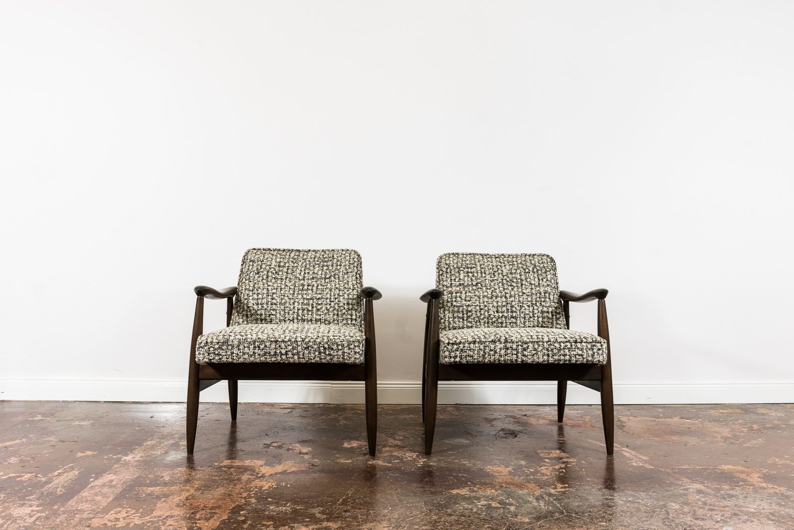 Mid Century Armchairs By Juliusz Kędziorek, Poland, 1960s, Set Of 2 photo Furniture