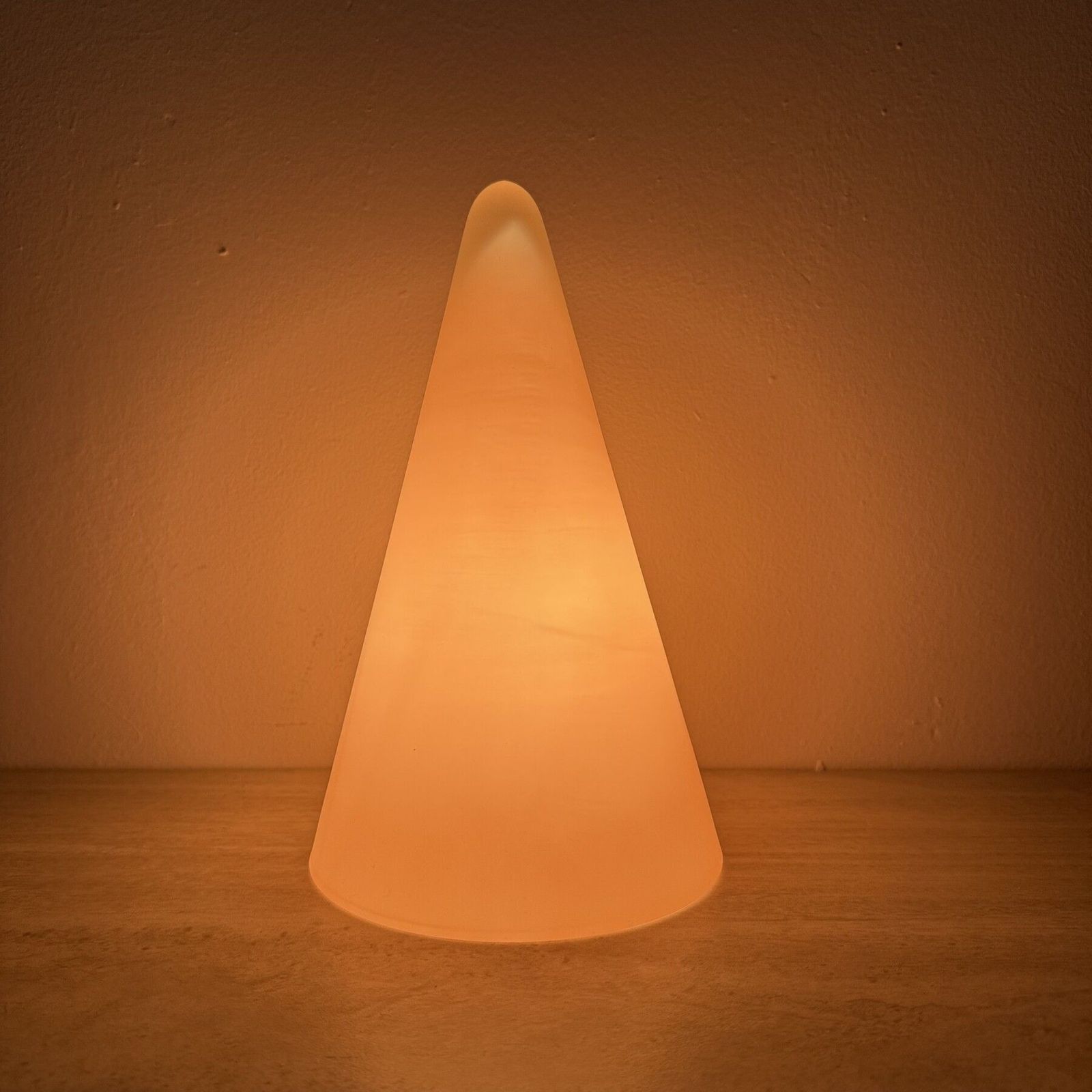 Matte Pink Glass Sce Teepee Table Lamp 1970's France photo furniture