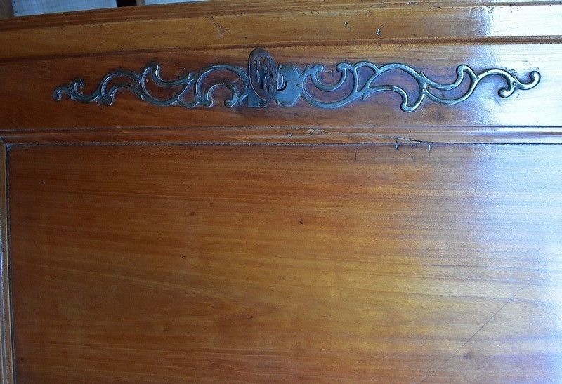 Furniture Louis XV Charentaise Bonnet In Cherry 19th photo