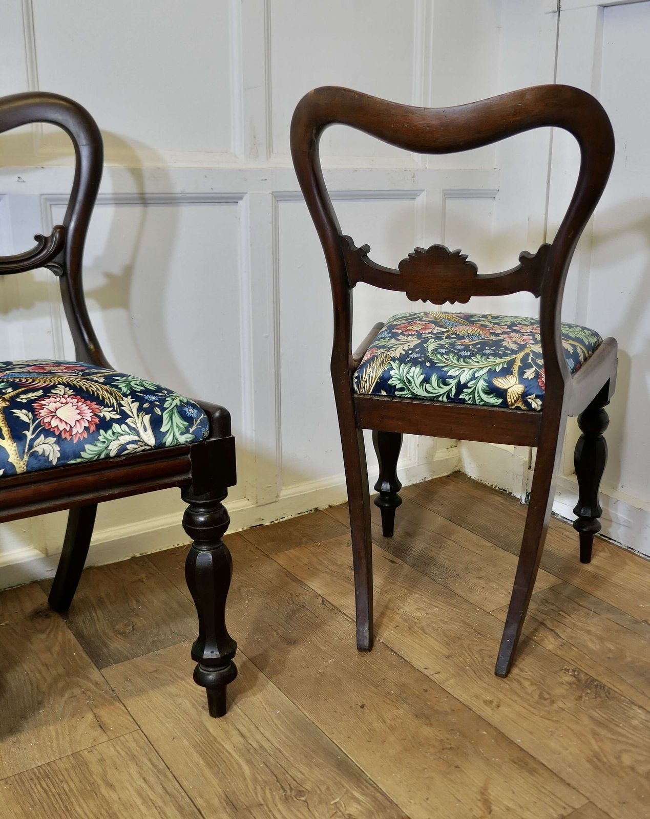 Set Of 6 Victorian Dining Chairs, Upholstered With William Morris Velvet photo buy