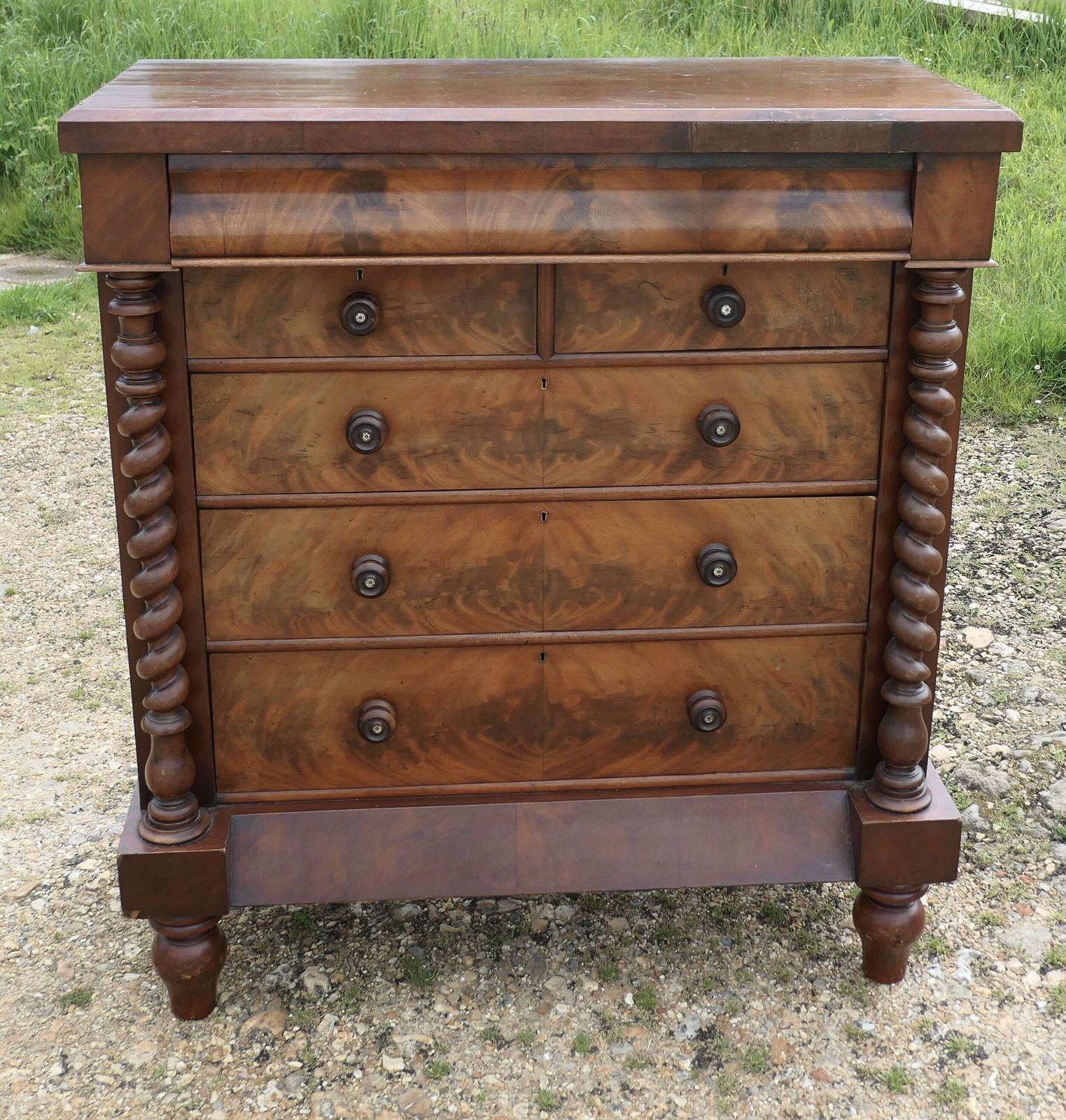 Big Victorian Mahogany Chest Of Drawers, Scotch Chest photo furniture