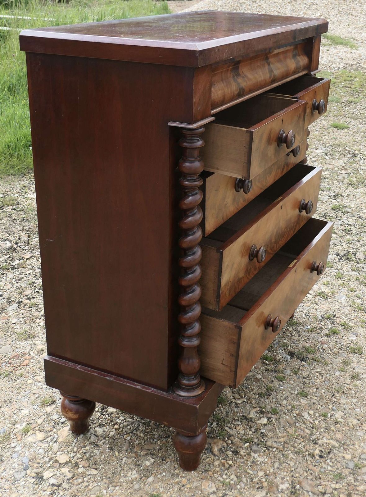 Big Victorian Mahogany Chest Of Drawers, Scotch Chest photo Furniture