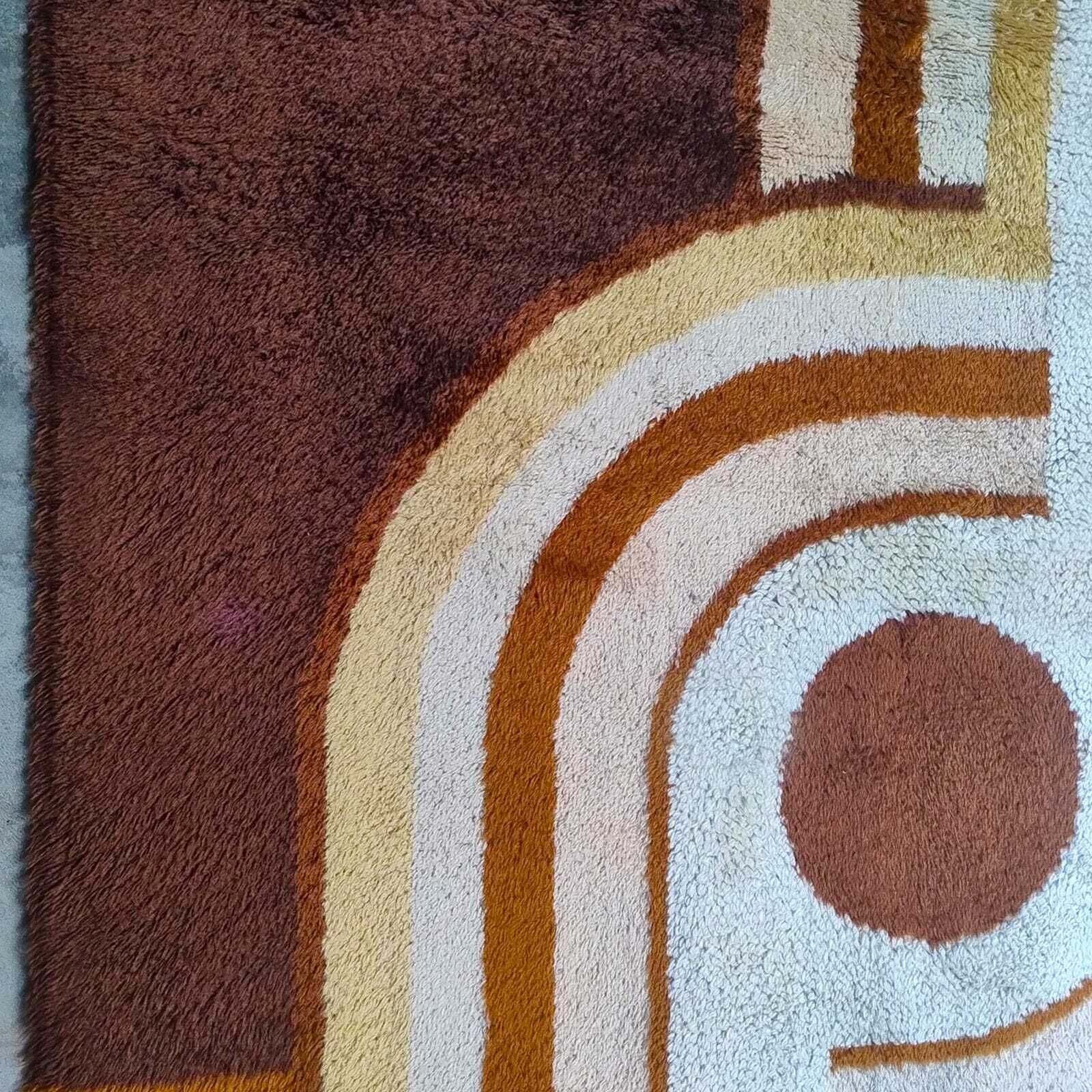 1970s Museum Grade Avant Garde Wool Rug The Epithet Of Space Age Luxury. Made In Italy photo buy
