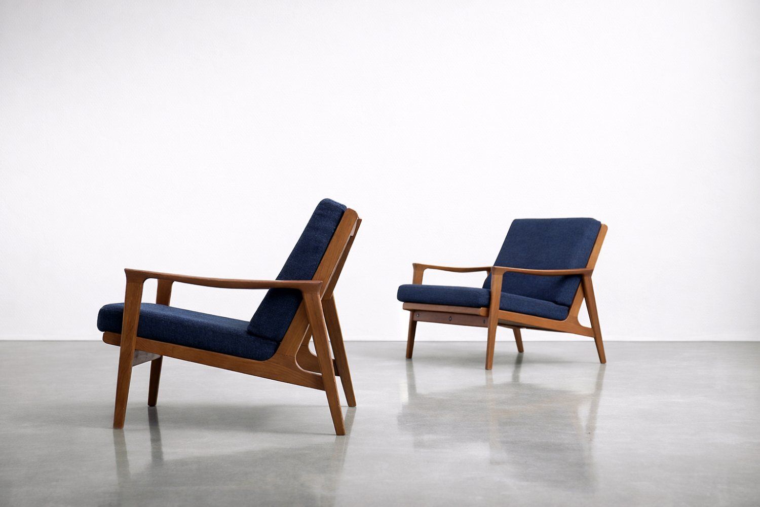 Furniture Vintage Australian Teak Sofa And Chairs From Parker Furniture, 1950s, Set Of 3 photo