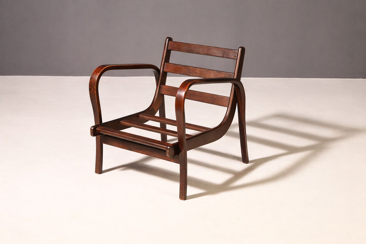 Koželka & Kropáček Fauteuil, jaren 1940, Zilveren Medaille – Milan Triennale 1946, Gerestaureerd Gebogen Frame photo 1177.0