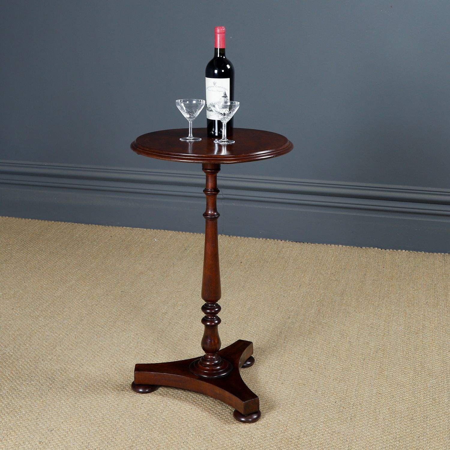 Small Antique English William IV Mahogany Circular Round Wine / Centre / Occasional / Lamp Pedestal Table (Circa 1835)