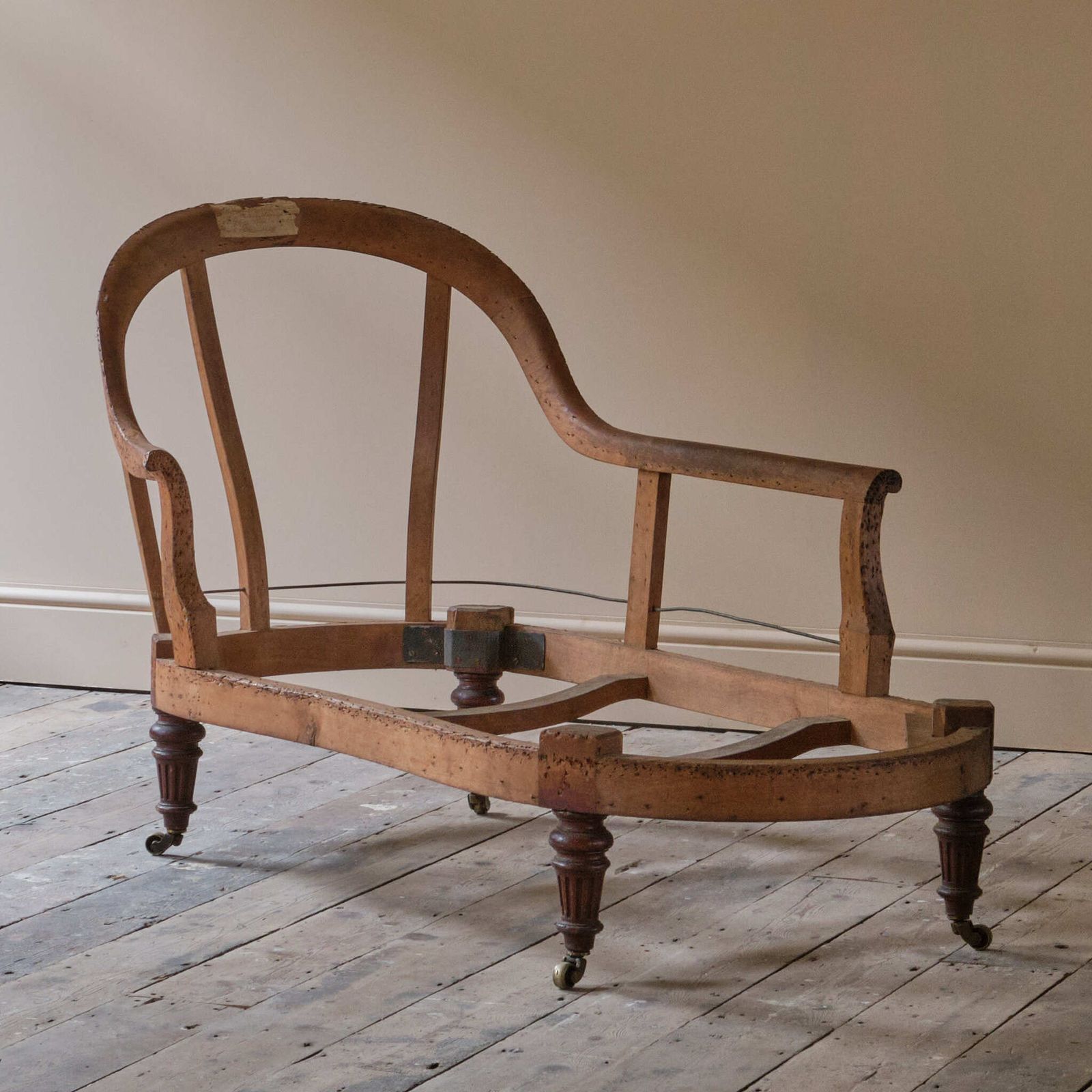 Mid 19th Century Chaise Longue Frame C1860 photo furniture