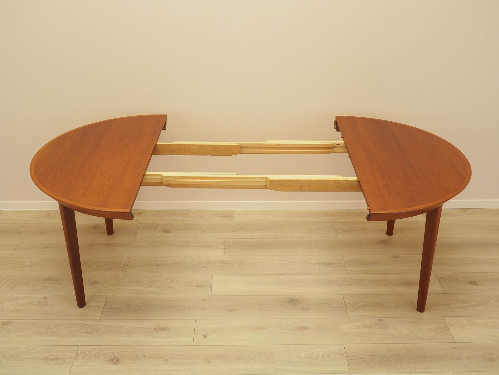 2359.0 Round Teak Table, Danish Design, 1960s, Manufacturer: Gudme Møbelfabrik, Designer: Ole Hald photo