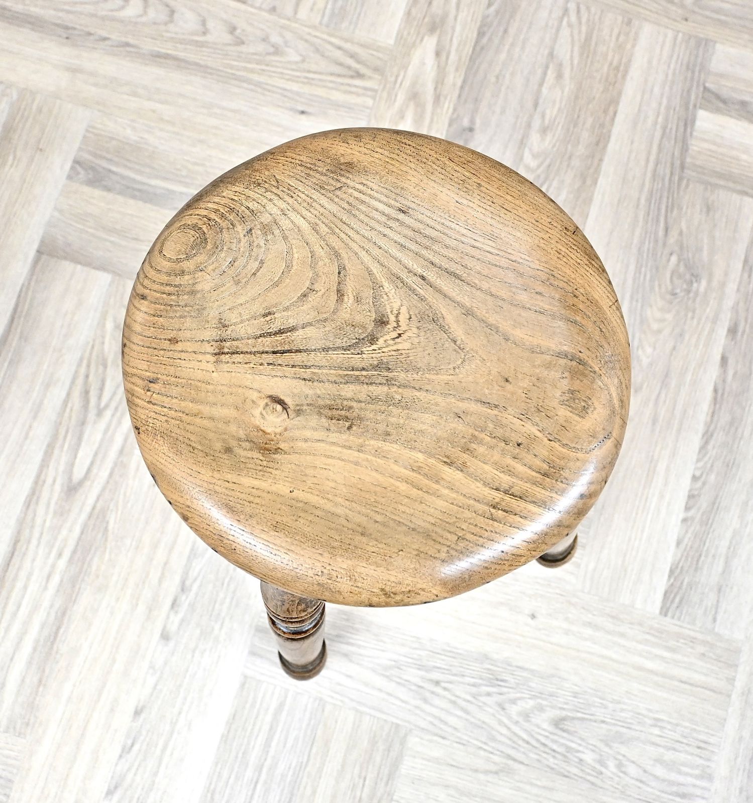 Antique Four Leg Alebouse Stool photo 190.0