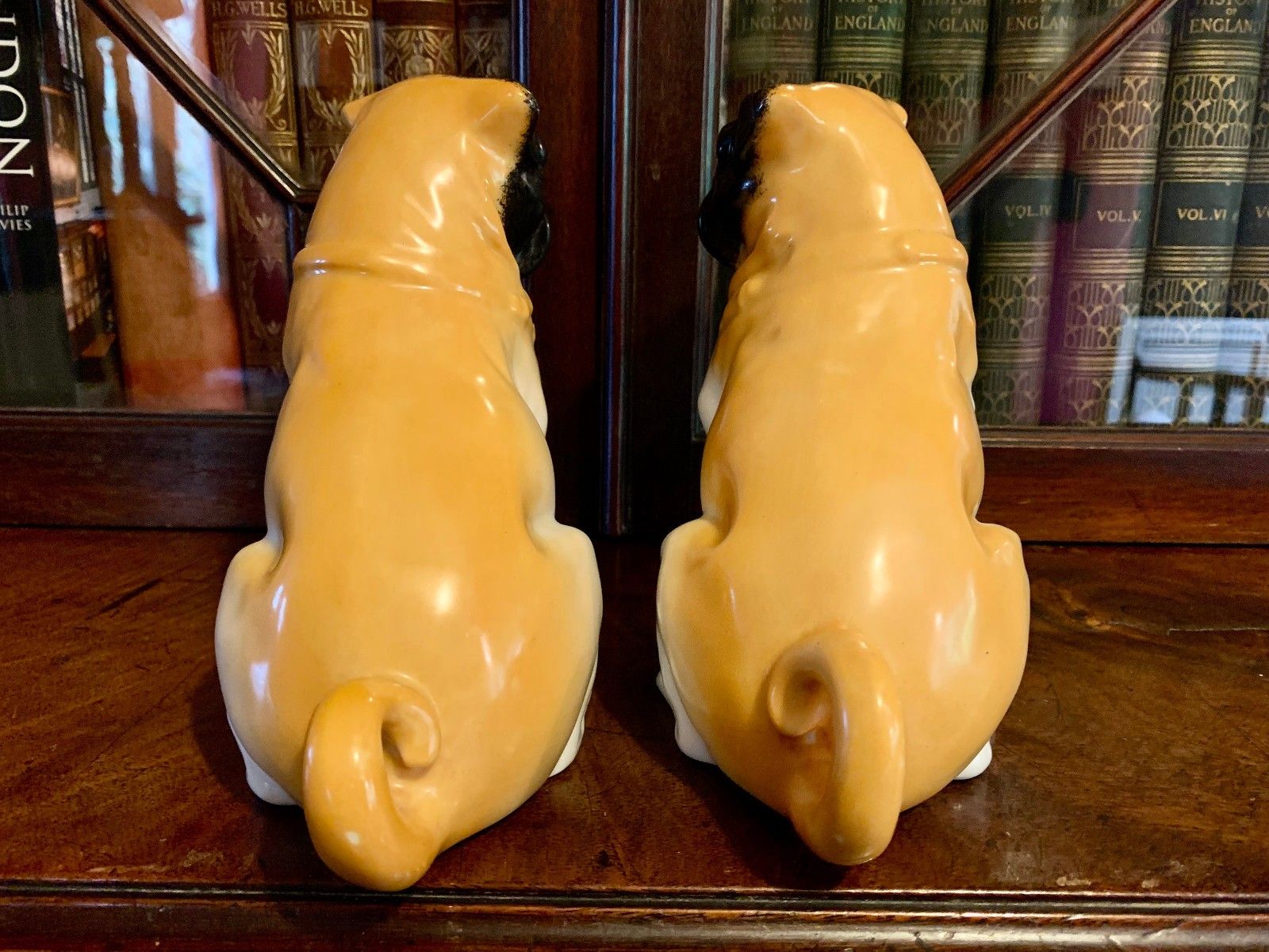 Antique Pair Of Staffordshire Style Pug Dogs Seated Figurines Fawn & Black 6.5” photo Home Decor