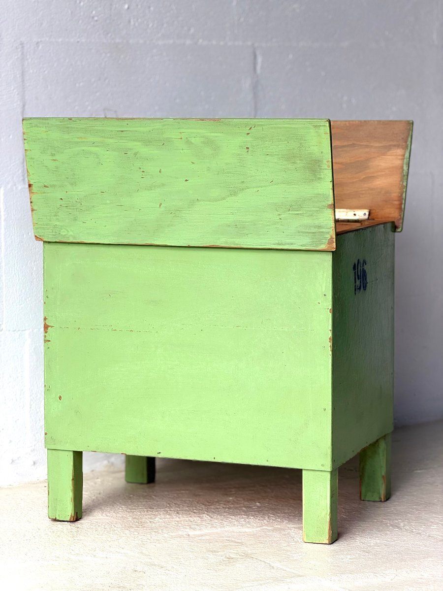 photo buy Industriële Opbergtafel, 1960