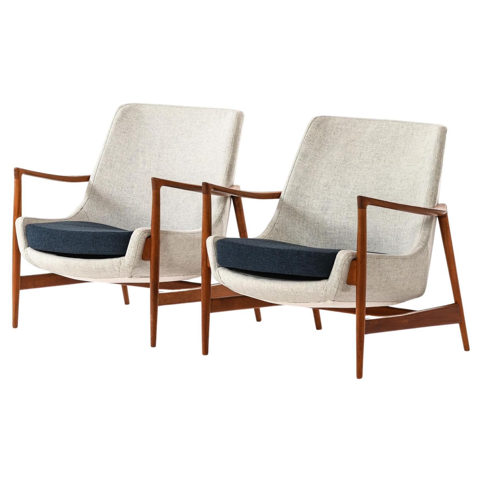 Set Of 2 Easy Chairs In Wool And Teak By Ib Kofod Larsen, 1950s