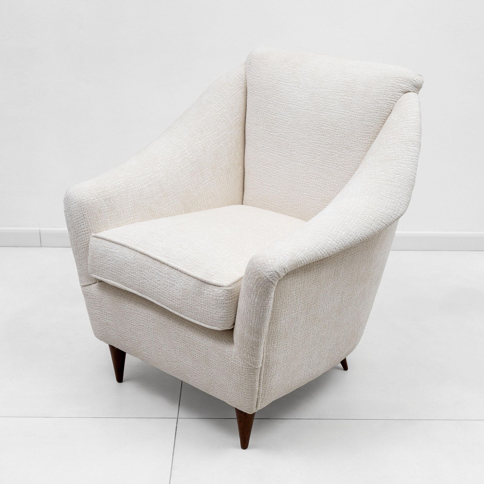 photo for sale Pair Of Ico Parisi Midcentury Modern Italian Armchairs For Ariberto Colombo, 50s