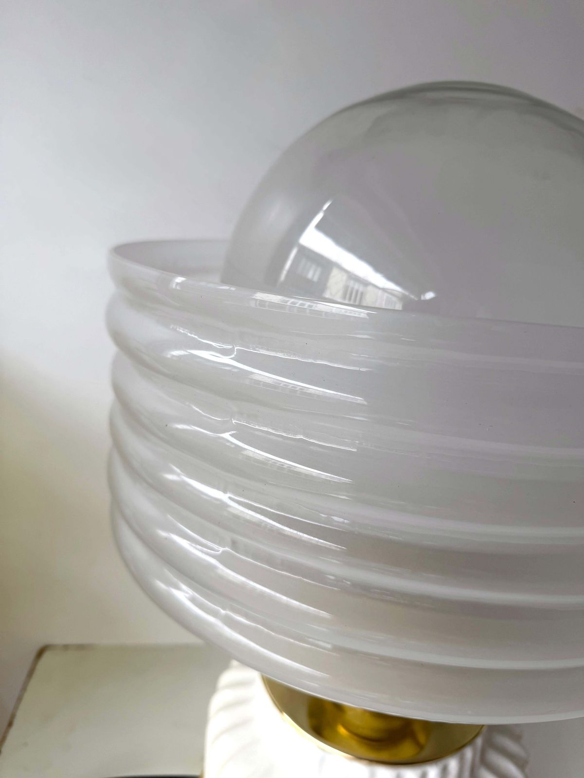 Contemporary Pair Of Brass And White Murano Glass Wave Shades Lamps, Italy photo 4708.0
