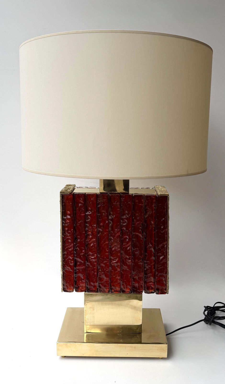 Contemporary Pair Of Brass Fusion And Red Murano Glass Lamps, Italy photo vintage