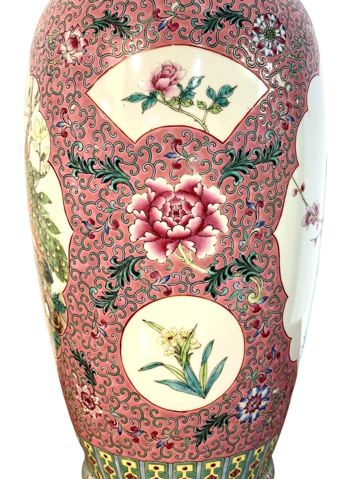 Large Chinese Famille Rose Porcelain Vase With Peacocks photo vintage