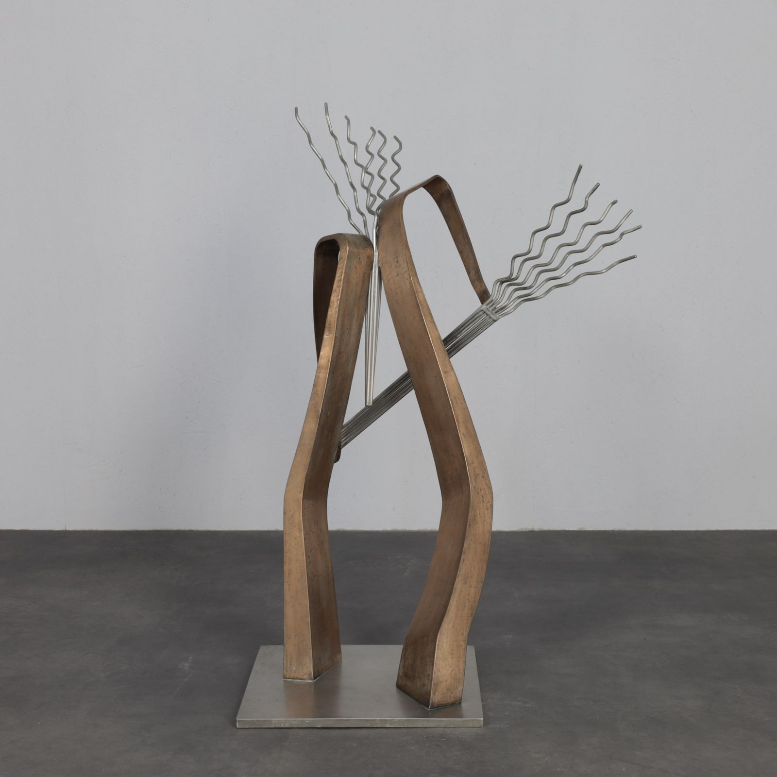 The Chord (Het Akkoord) Abstract Sculpture By André Van Der Linden photo 1900.0