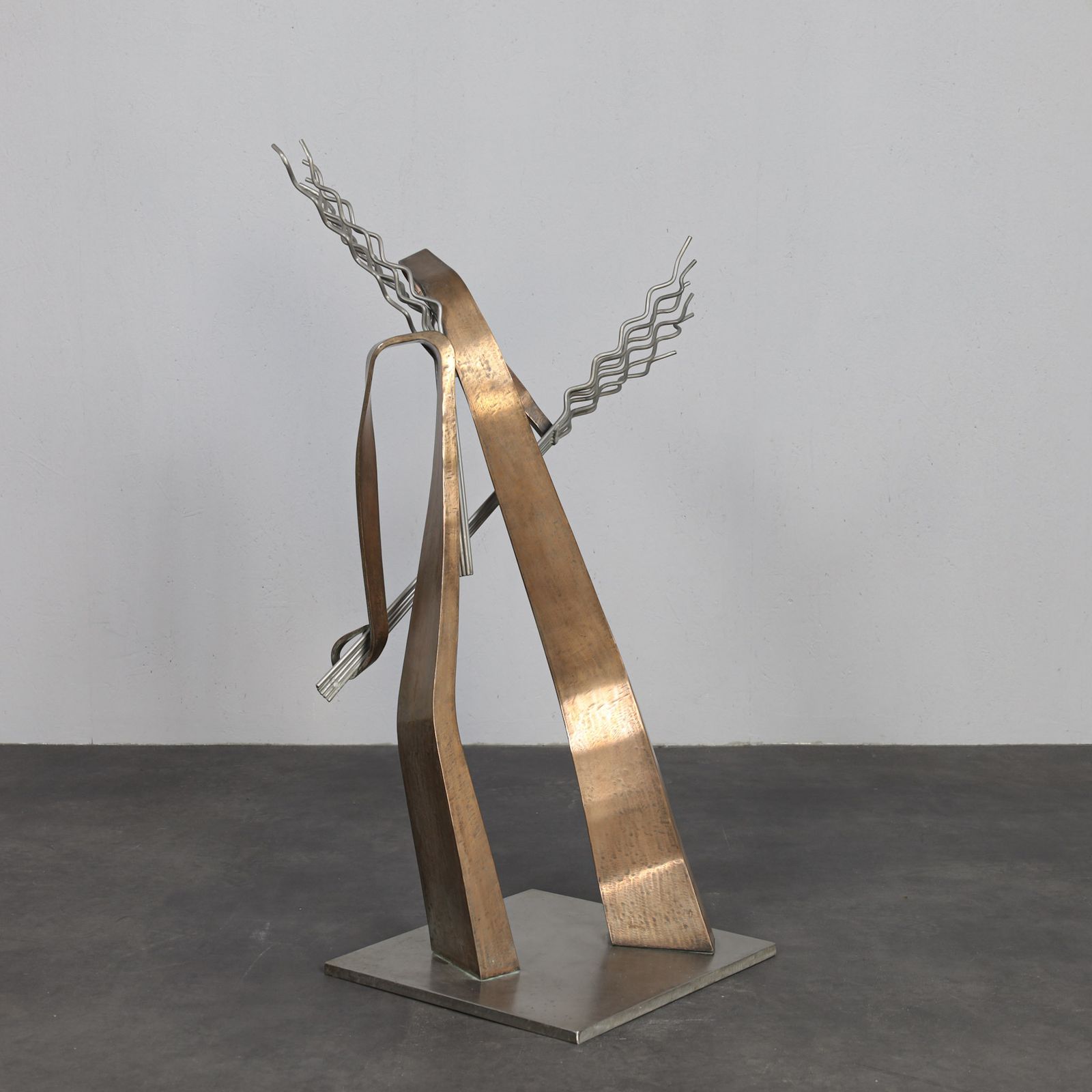The Chord (Het Akkoord) Abstract Sculpture By André Van Der Linden photo vinterior