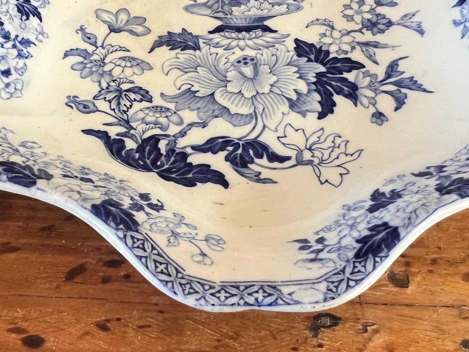 Antique Wedgwood Blue And White Plate, "Basket And Flowers" Pattern, 19th Century Transferware, Scalloped Chinoiserie Serving Dish photo 80.0