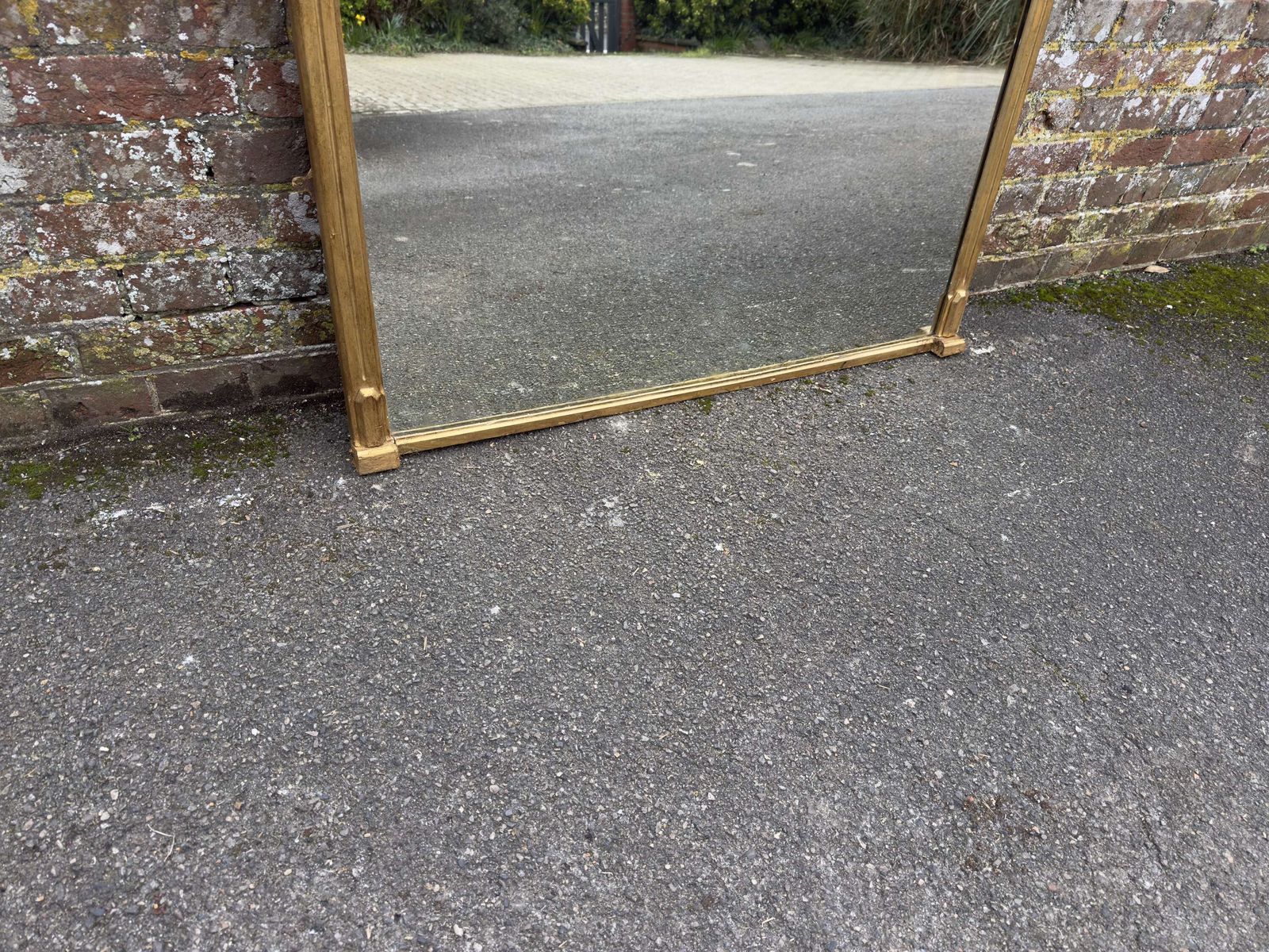 A Wonderful Large Antique English 19th C Carved Wood Shaped Top Gilt Overmantle Mirror. photo vinterior