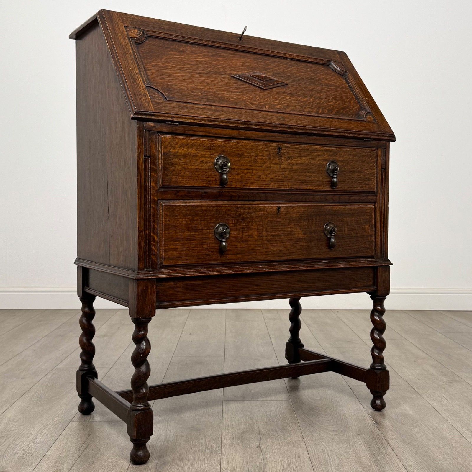 photo furniture Antique 20th Century Fine Jacobean Style Bureau In Oak ( Af 5261 )