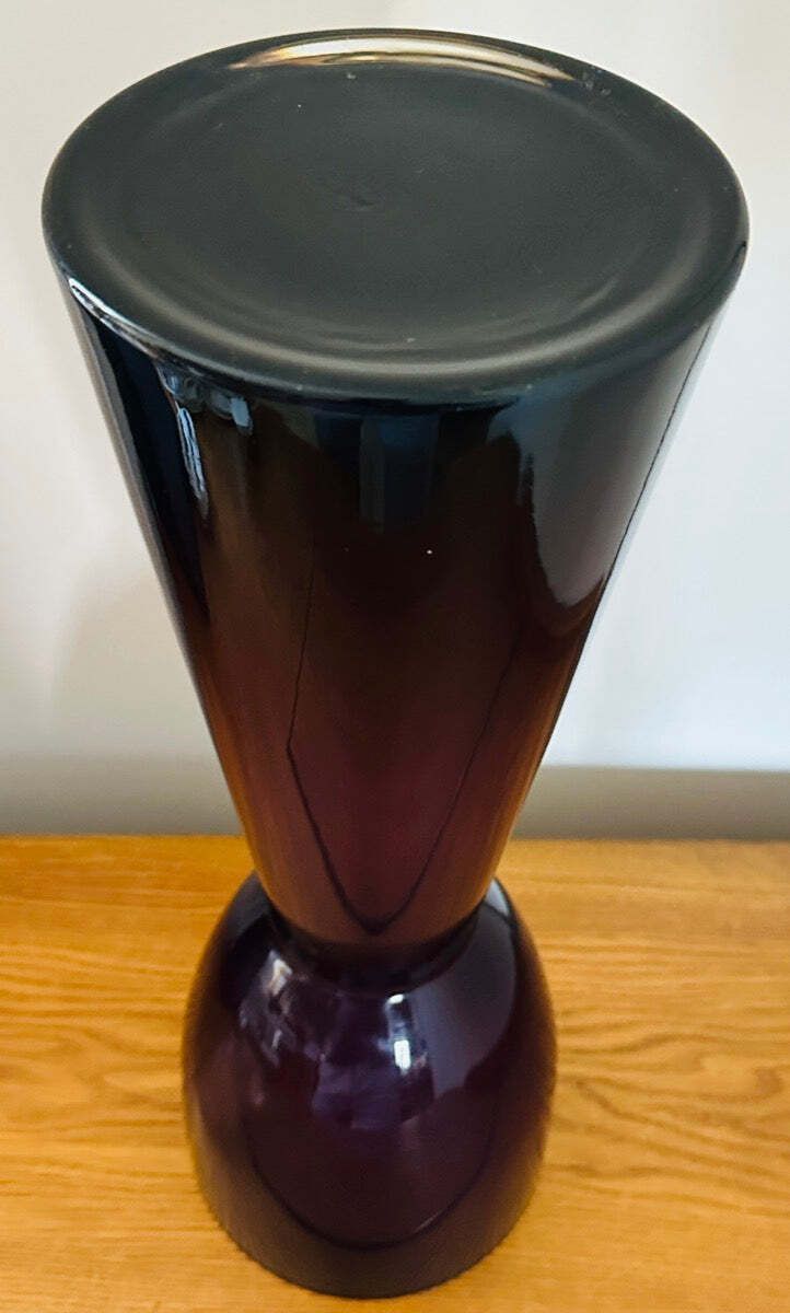 photo vinterior Large 1960s Scandinavian Purple White & Clear Encased Glass Vase Attr. Holmegaard