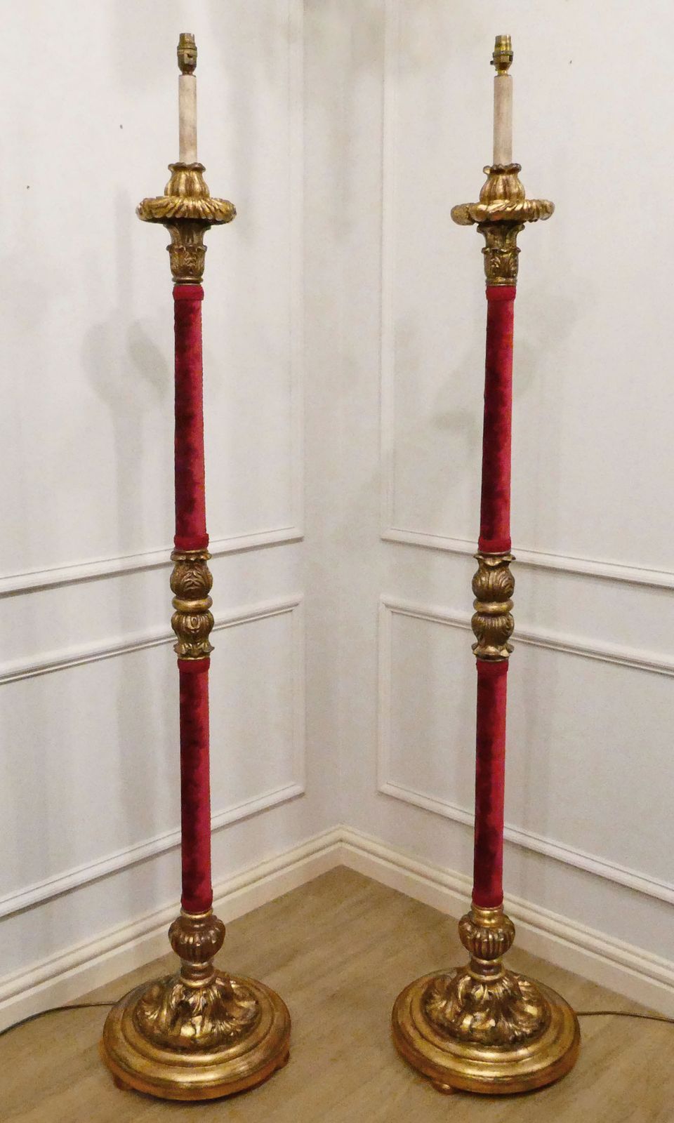 1700.0 Pair Of Italian Baroque Style Giltwood Floor Lamp, 1920's photo