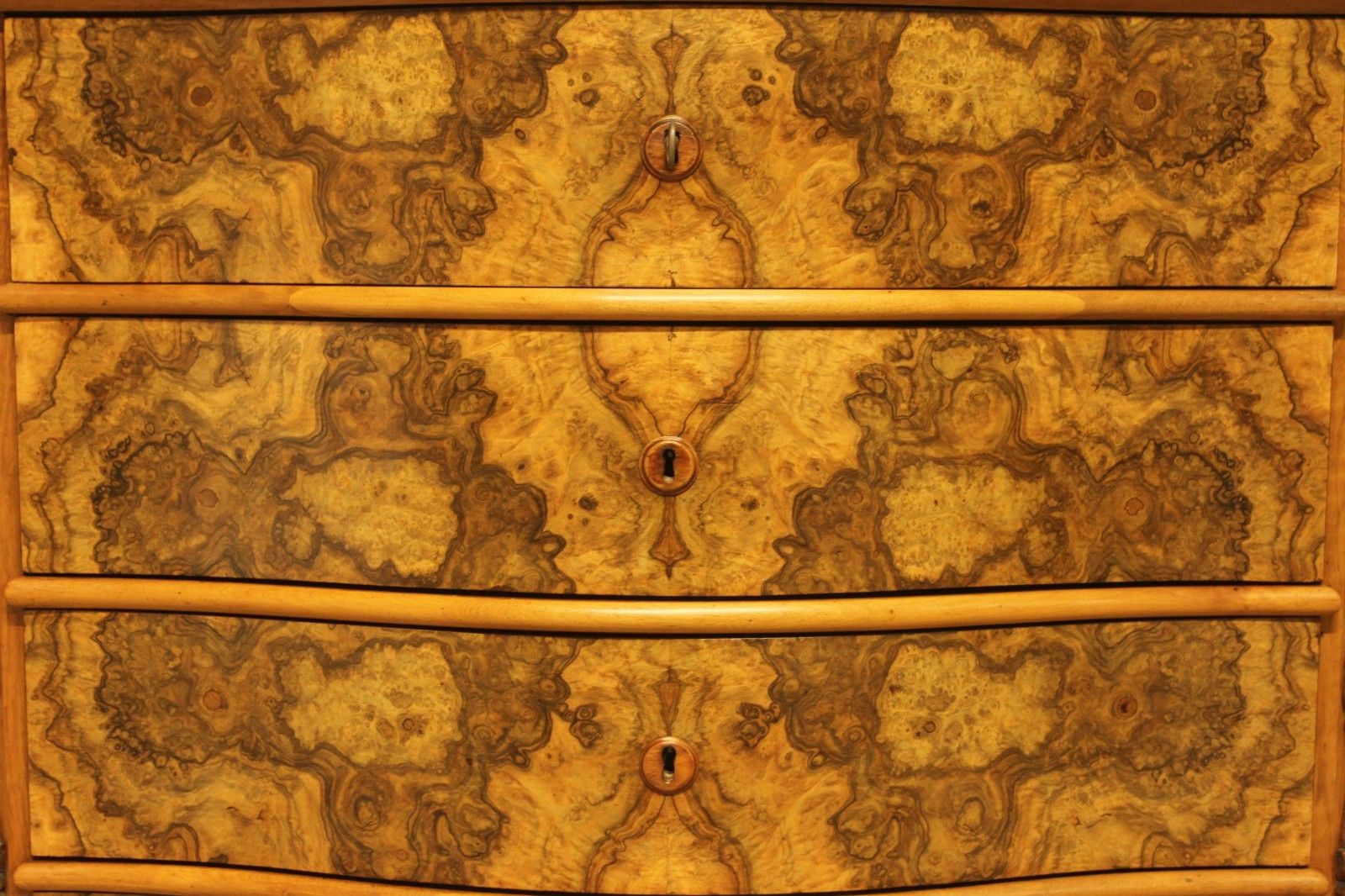 A Neo‑Rococo Swedish Serpentine Burr Walnut Chest Of Drawers photo vintage