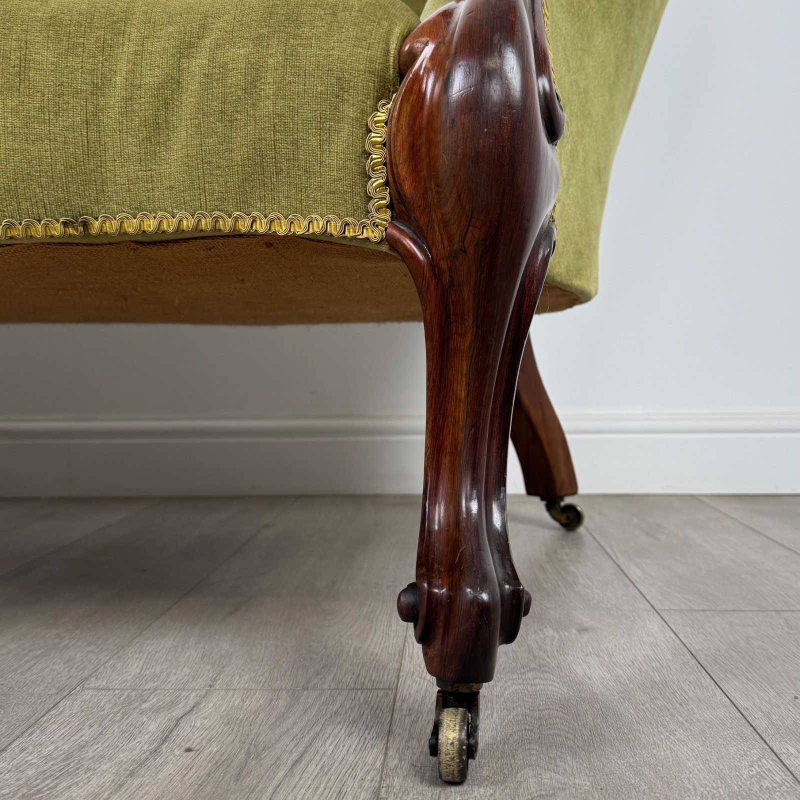 Furniture Antique 19th Century Victorian Spoon Back Settee In Mahogany ( Af 5246 ) photo