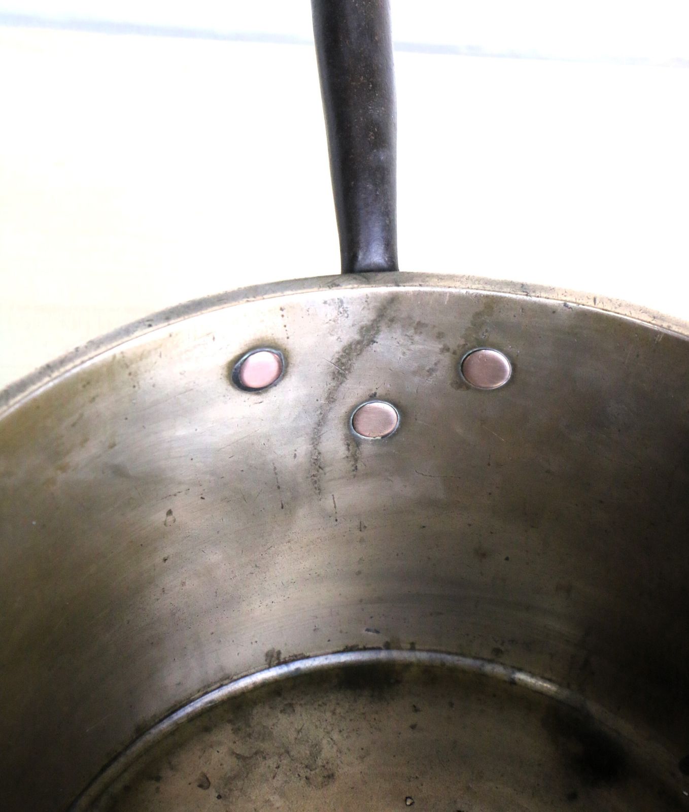 Large Antique Brass Gypsy Saucepan Well Made  And Heavy Great Fireplace Kindling Bin Store photo vintage