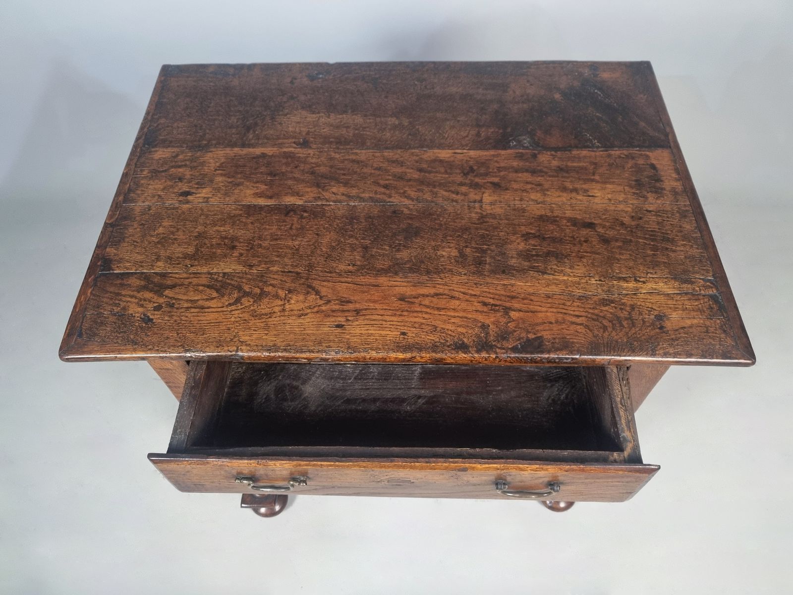 Beautiful Queen Anne Period Elm And Oak Lowboy C.1710 photo Furniture