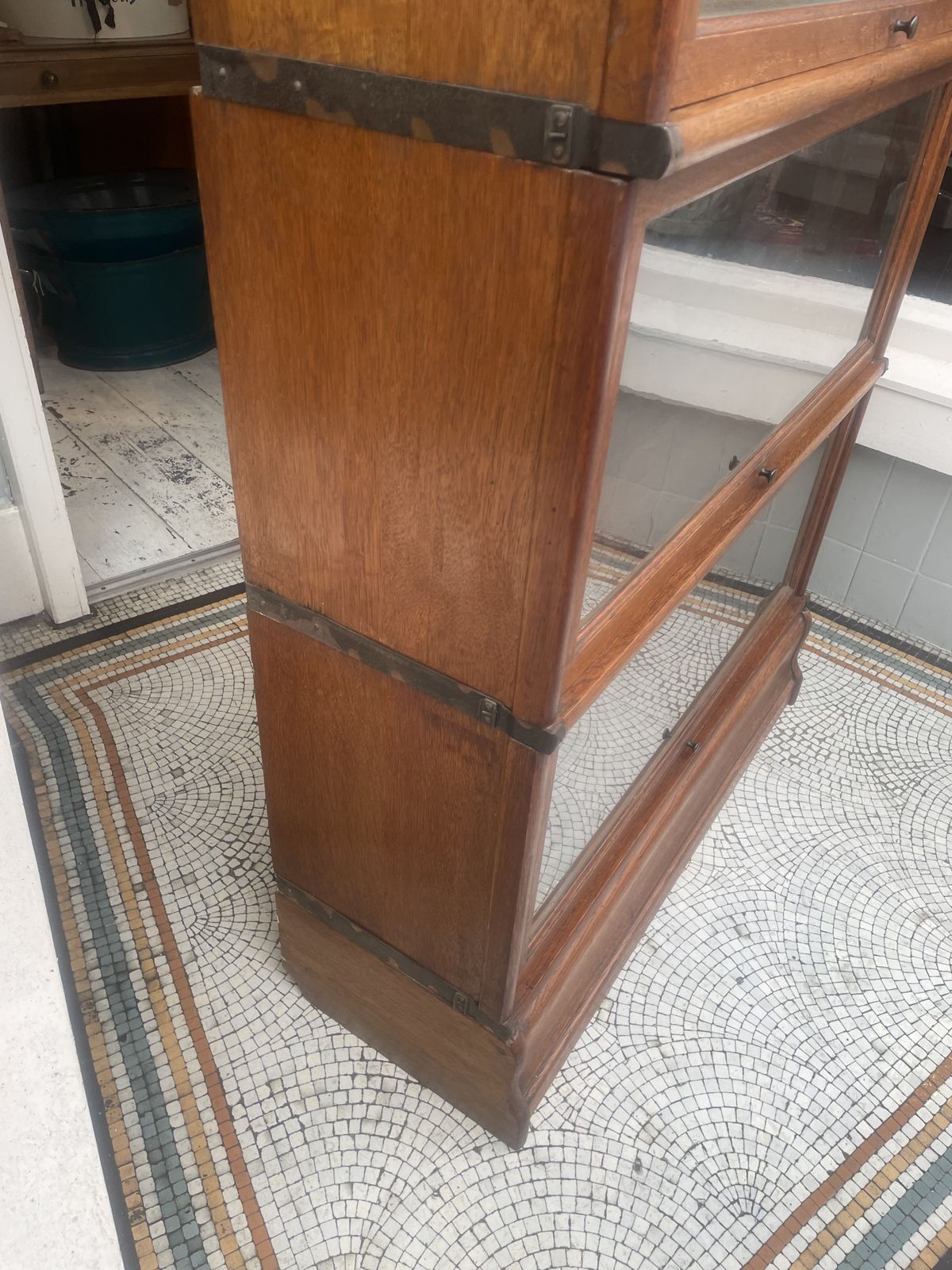 photo vintage Antique Oak Globe Wernicke Sectional Barristers Book Case