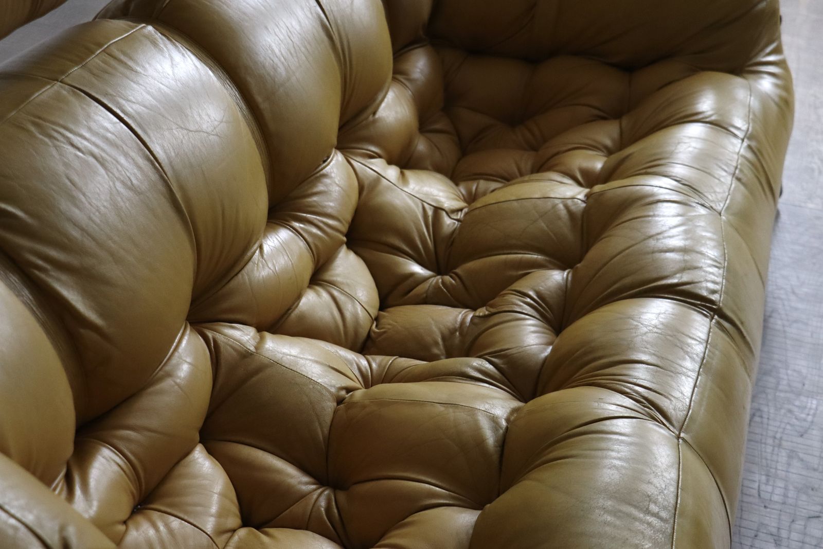 Percival Lafer Mp 81 Three Seater Sofa In Yellow Leather, Brazil 1970s photo furniture