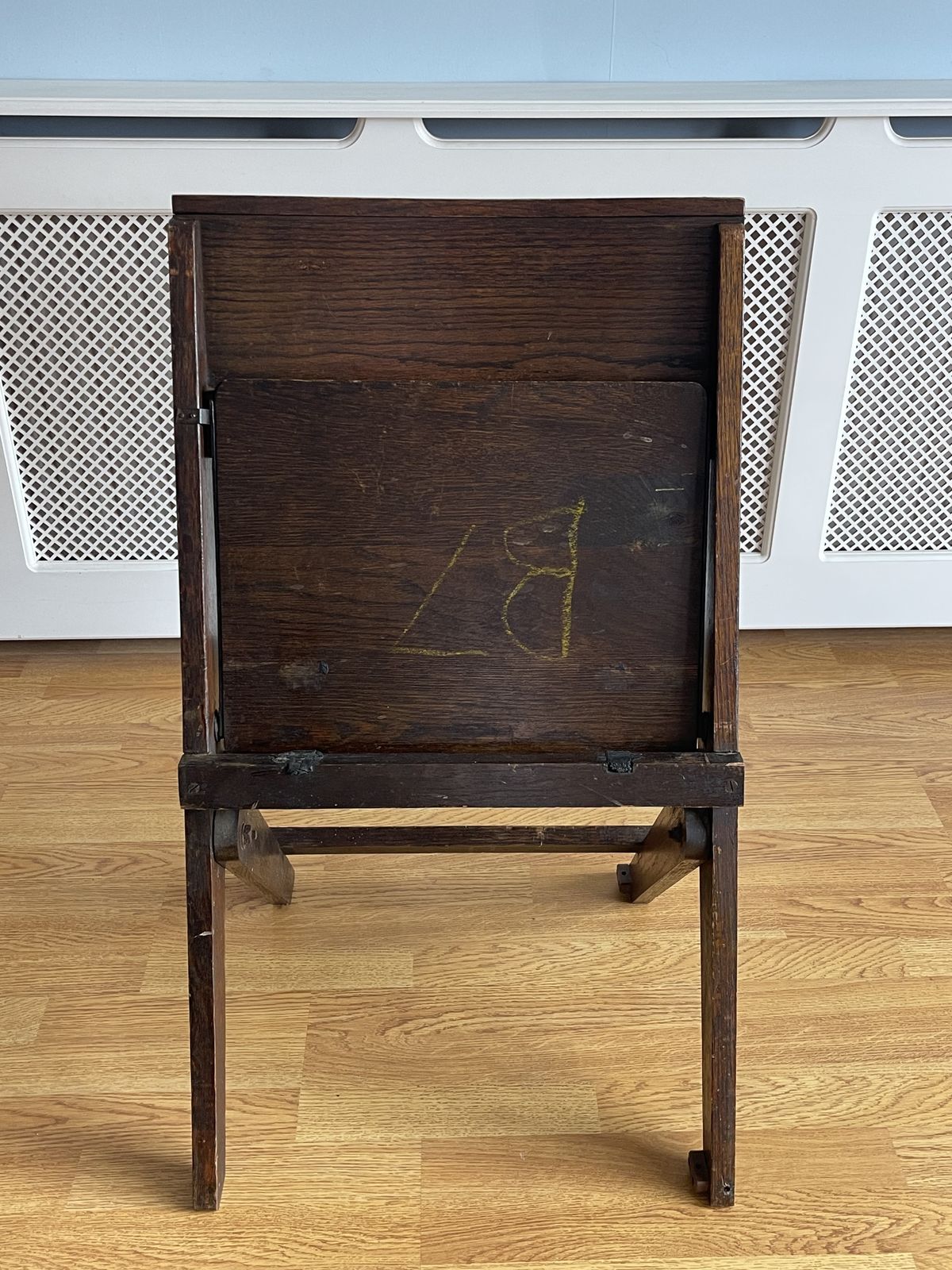 photo furniture Antique Oak Chapel Folding Chairs By The Bennett Furnishing Co. Ltd