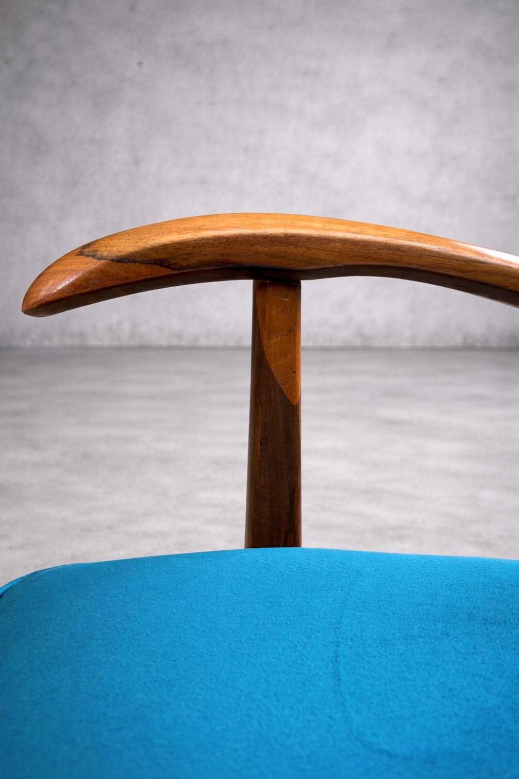 Art Deco Armchair By Gyula Kaesz, 1930s – Restored Rosewood Frame, Newly Upholstered Velvet Cushions photo for sale