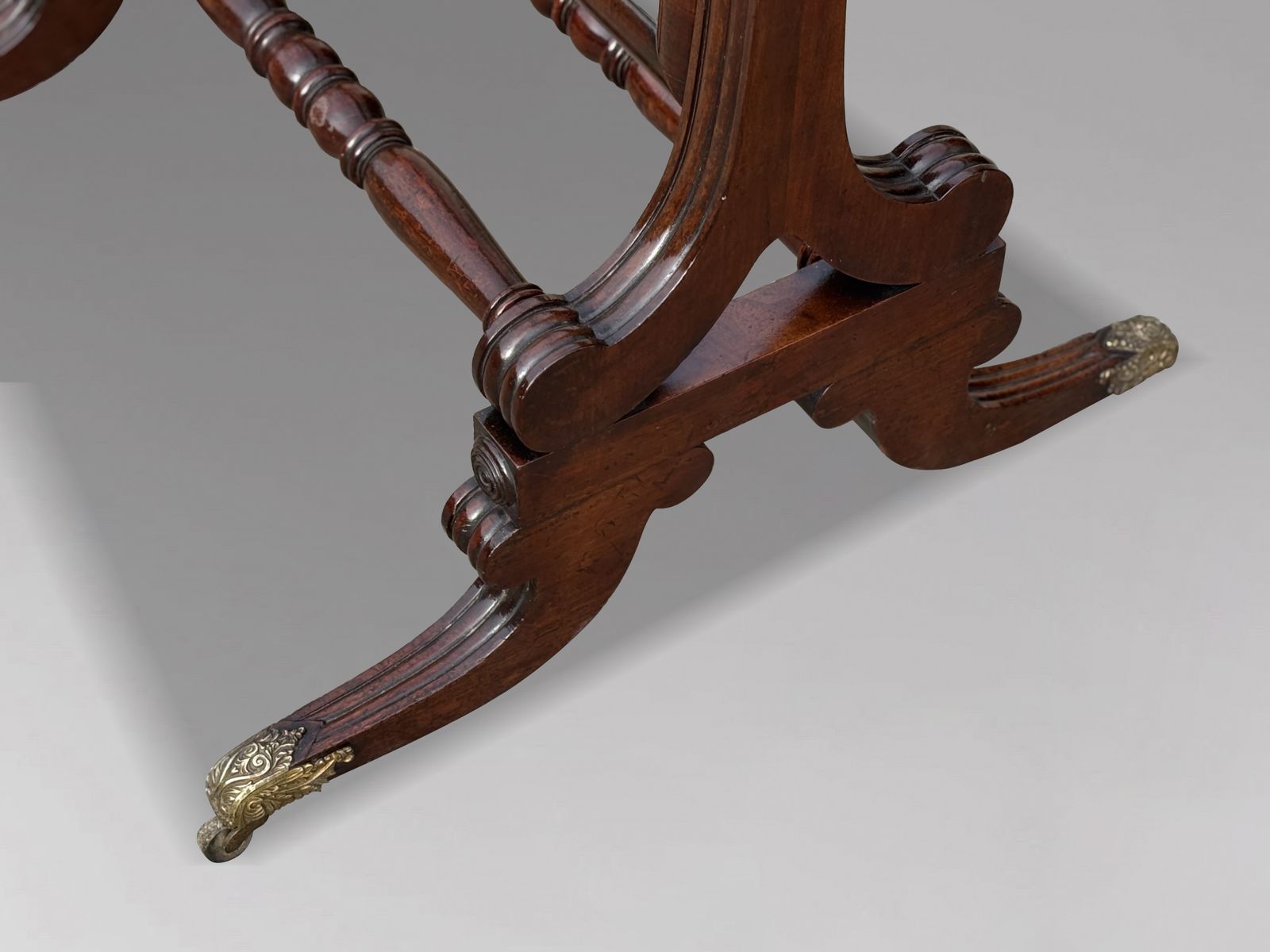 photo furniture 19th Century William IV Period Mahogany Cheval Mirror