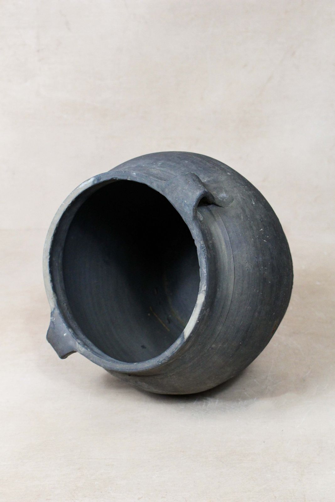 Vintage Dark Pot S   Nº 66, 1950s photo Home Decor