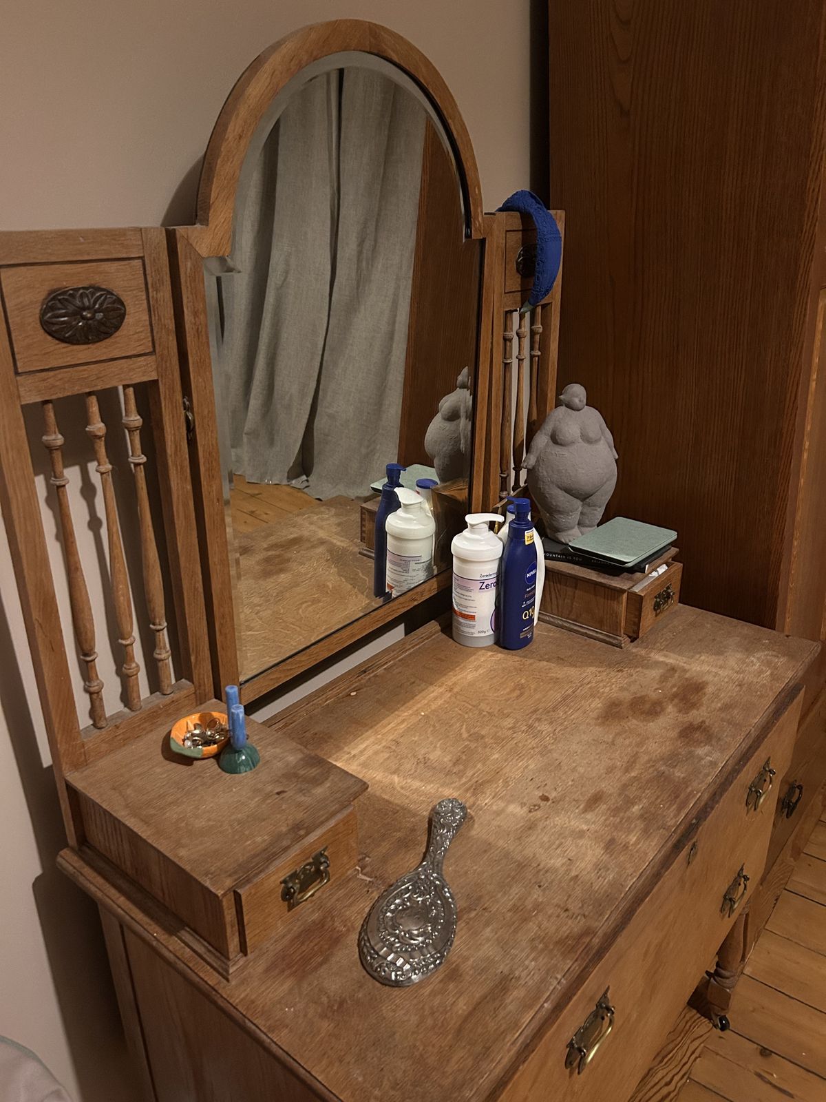 Edwardian Dresser photo furniture