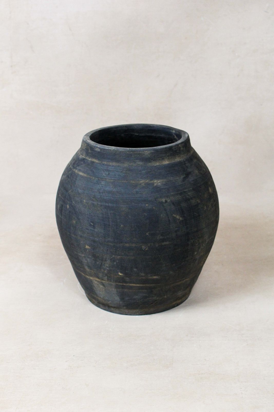 Vintage Dark Pot S   Nº 73, 1950s