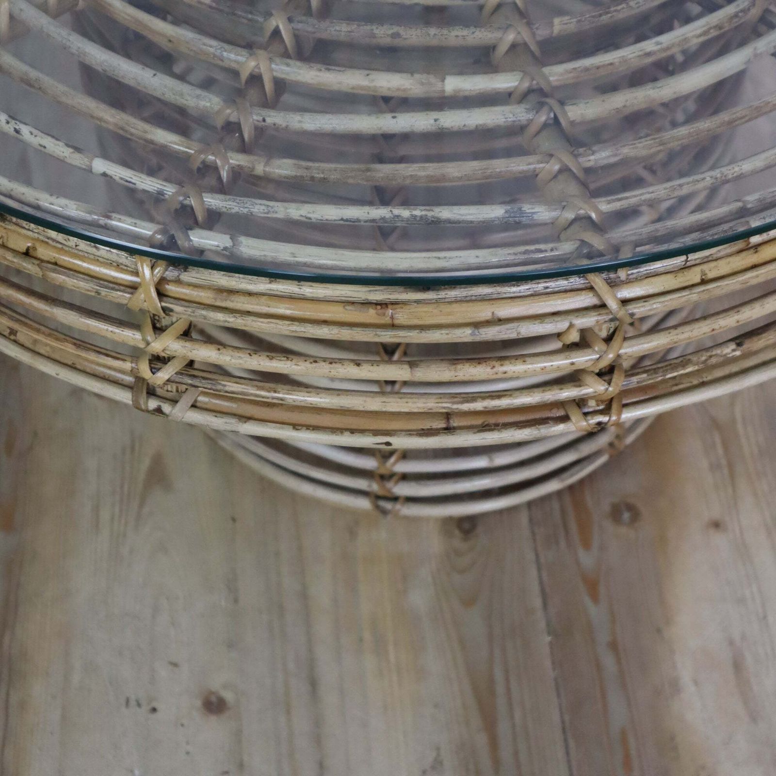 Mid Century Rattan Circular Coffee Table photo vinterior