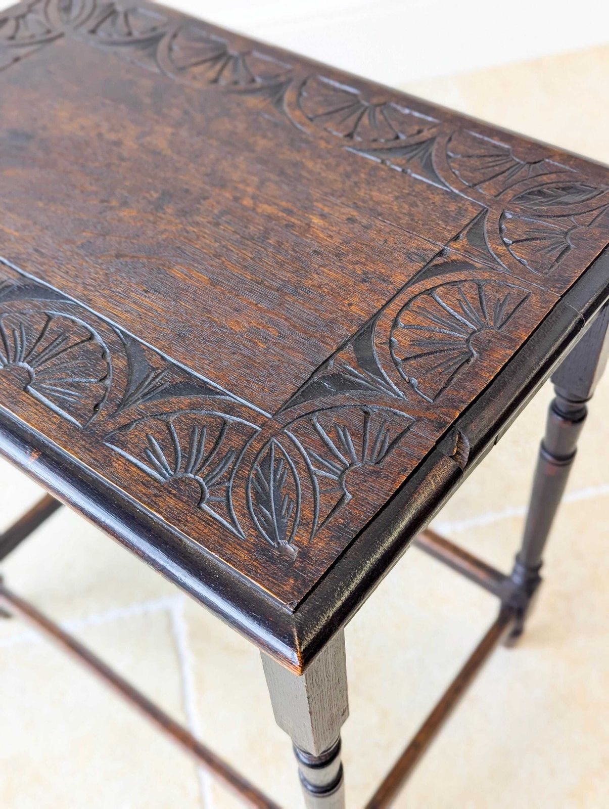 photo vinterior Antique Edwardian Carved Oak Occasional Table C.1910