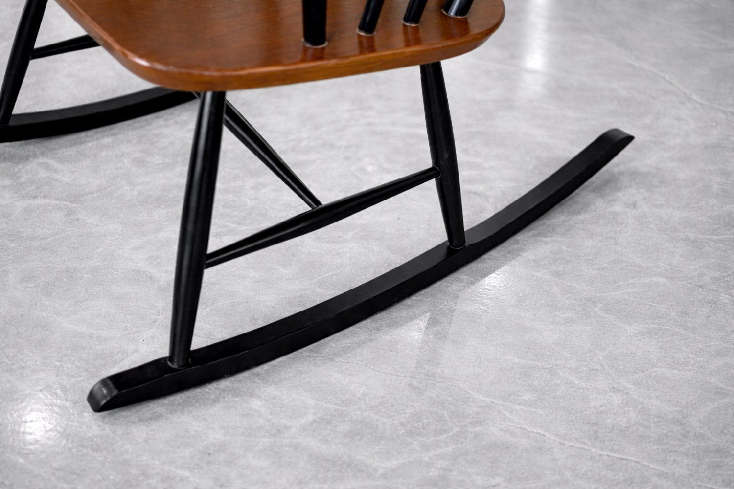 1629.0 Mid Century Finse Modern Houten Schommelstoel Van Ilmari Tapiovaara Voor Asko, Jaren 1960 photo