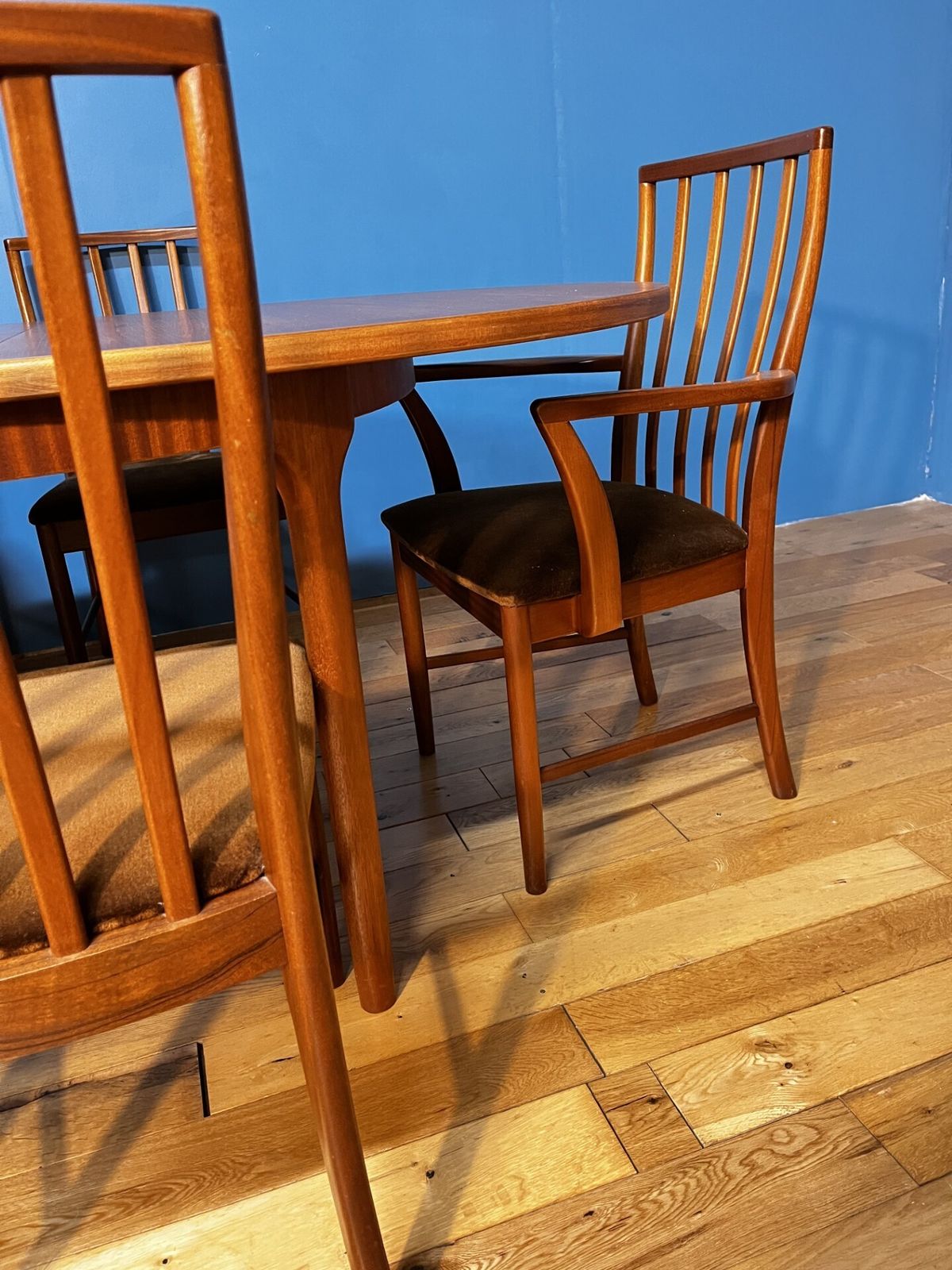 McIntosh Of Kirkcaldy Dining Table And 6 Chairs photo vinterior