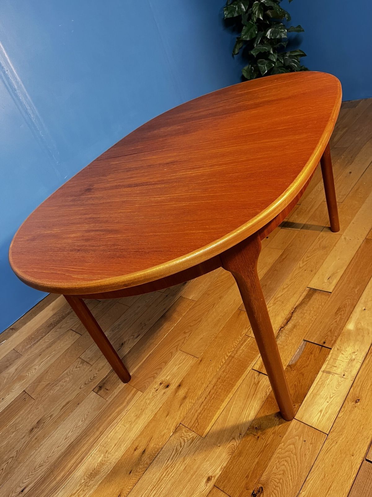 745.0 McIntosh Of Kirkcaldy Dining Table And 6 Chairs photo