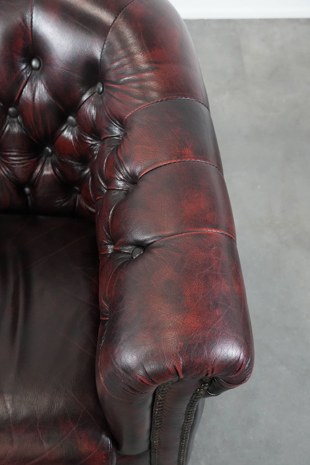 Cowhide Chesterfield Club Armchair In Classic English Style, Finished With Decorative Studs photo vintage