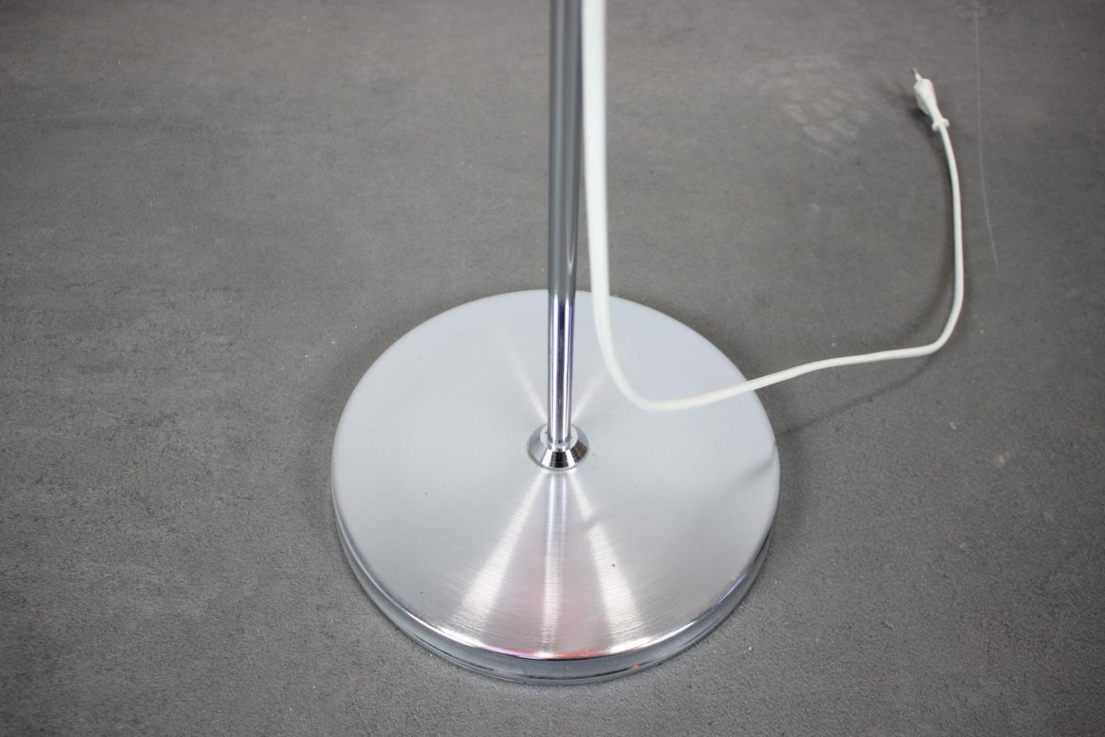Guzzini Meblo Floor Lamp With Plastic Shade, Italy 1970s — Space Age Chrome photo 1426.0