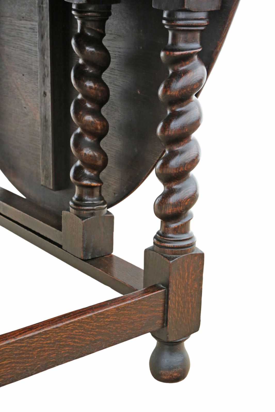 photo furniture Antique C.1920 Oak Barley Twist Gateleg Drop Leaf Dining Table – Large, Fine Quality