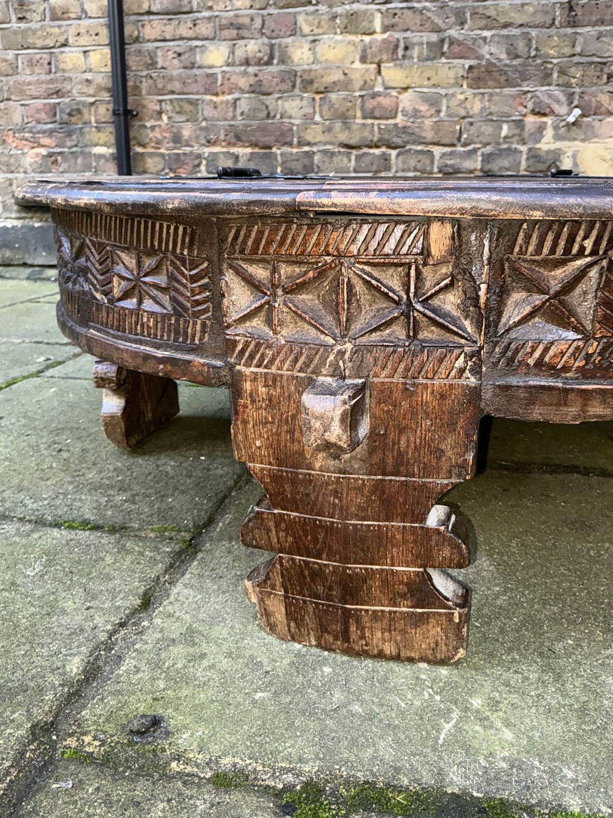 19th Century Antique Chakki Grinding Coffee Table With Hand Carved Teakwood Geometric Décor photo furniture