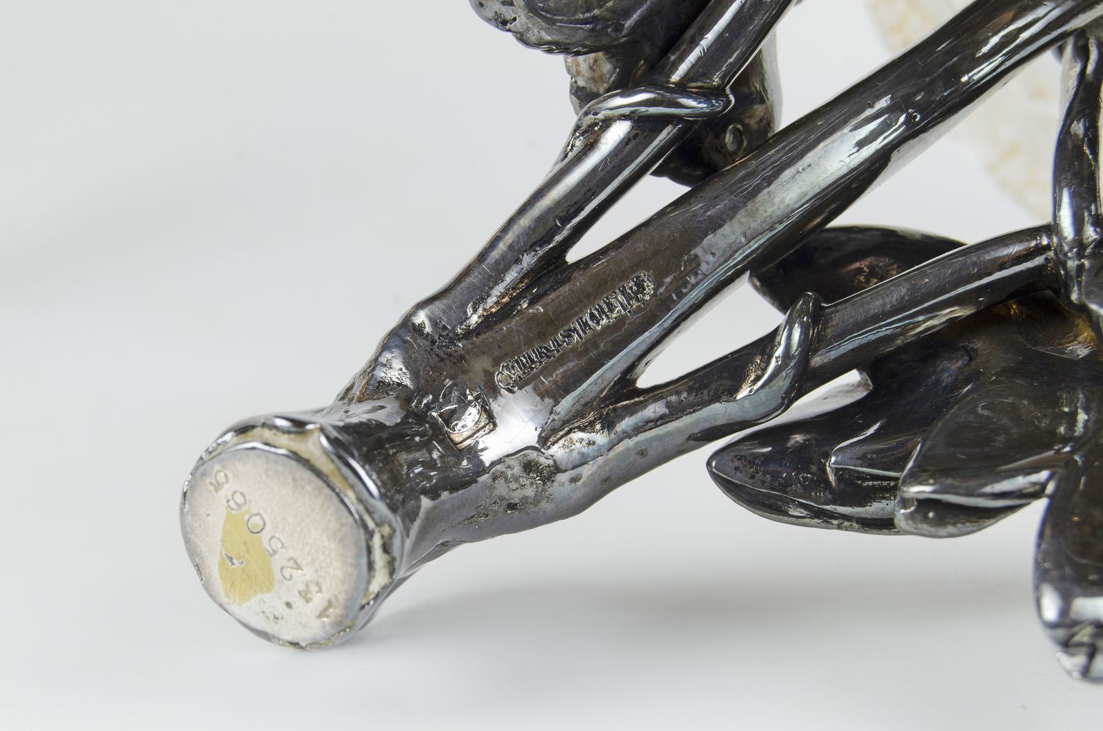 Pair Of Late 19th Century Silvered Epergnes/Centerpieces With Cut Glass Bowls And Tops By Christofle, France photo vinterior